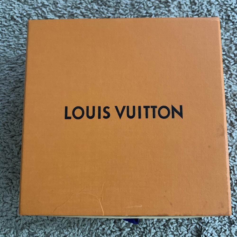 Louis Vuitton box ( from belt)